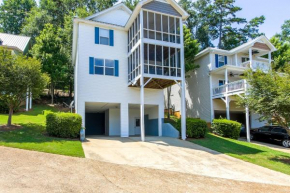 House # 29 -Castaway (Pet Friendly)